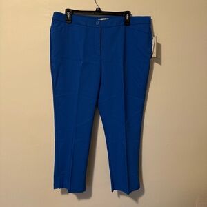 NWT Dana Buchman Bright Blue Capri Pants